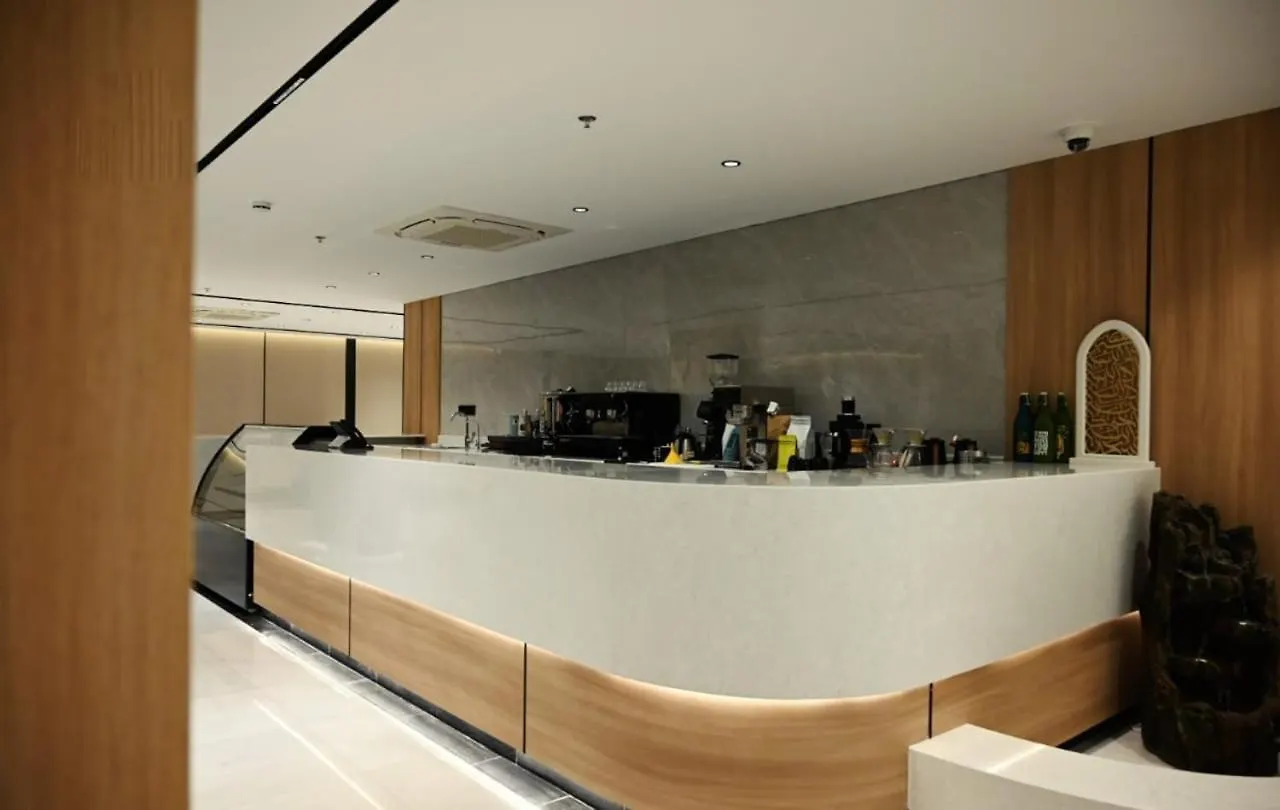 Elite Haven Hotel Medina 3*,  Saudi Arabia